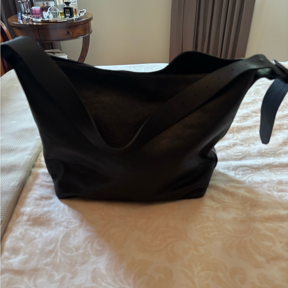 Elegant Black Women's Tote Bag